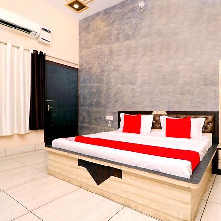 Hotel O Pushp Vatika Bhiwāni 外观 照片