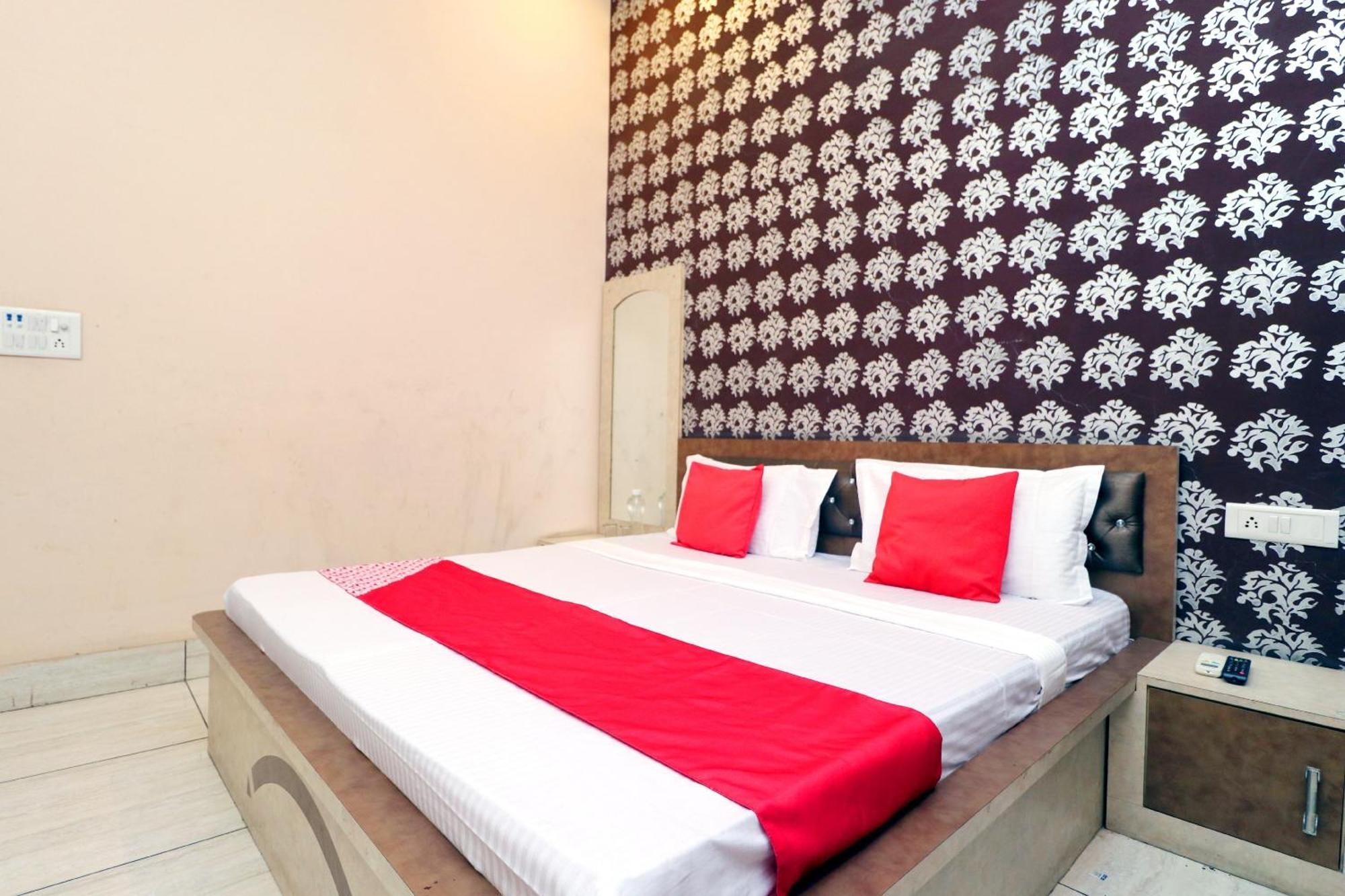 Hotel O Pushp Vatika Bhiwāni 外观 照片